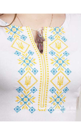 Women's T-shirt with embroidery 3414