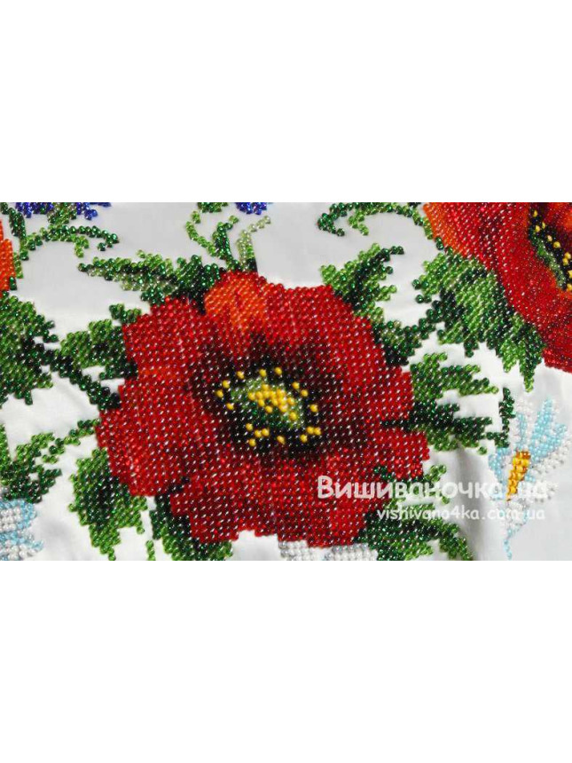 Жіноча вишиванка, вишита бісером 7010