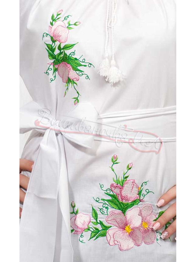 Women's vyshyvanka embroidered in satin stitch 3114 size 48 fabric Linen