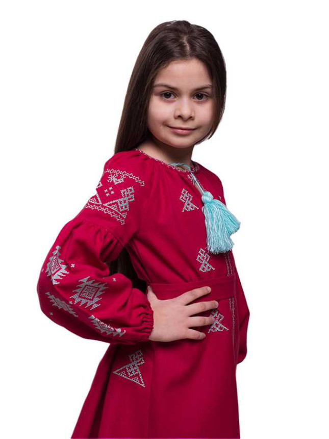 Bright embroidered dress for a girl SL04 size 110