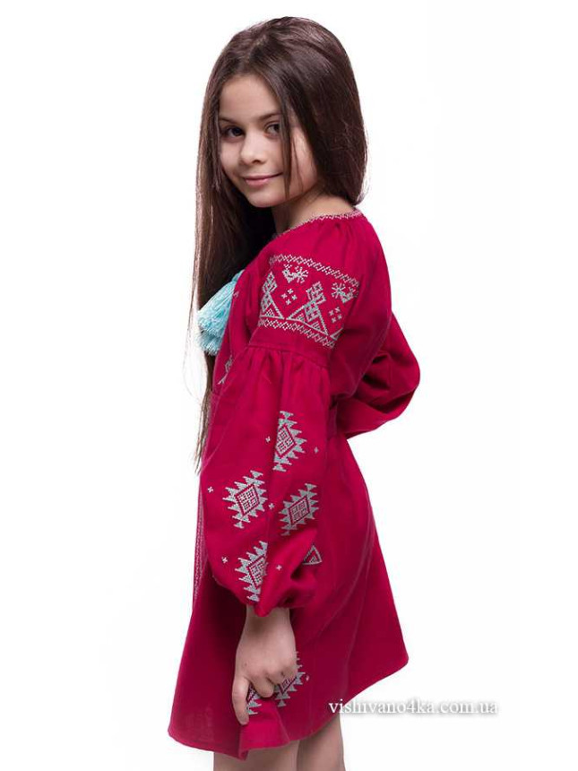 Bright embroidered dress for a girl SL04 size 110