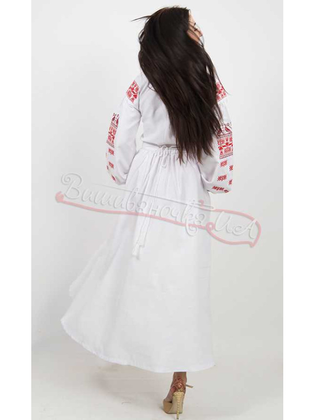 Long dress with red and black embroidery 5432