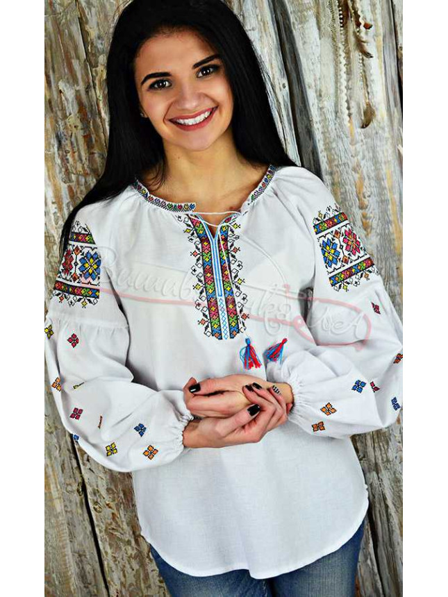 Women's shirt with embroidery UA05 size 48