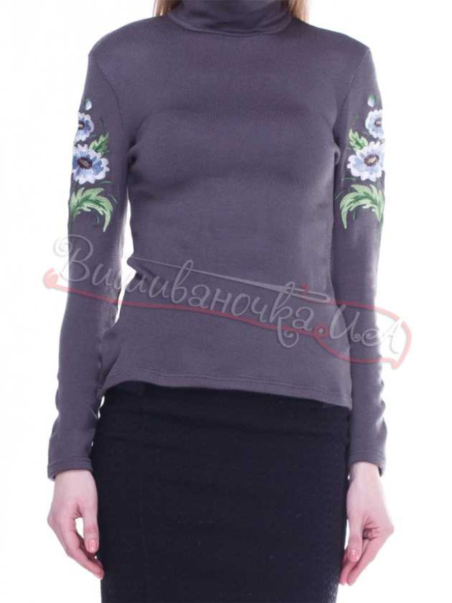 Polo neck with machine embroidery on sleeves 5115