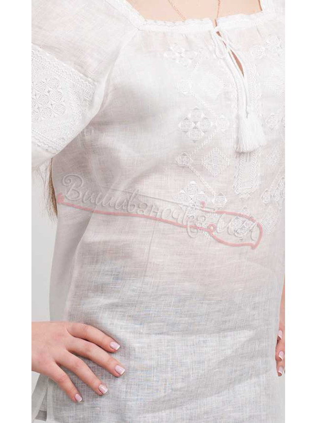 Women's vyshyvanka shirt 3713