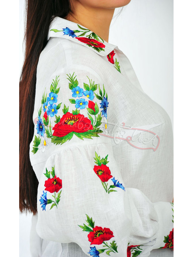 Women's suit with embroidery 0901
