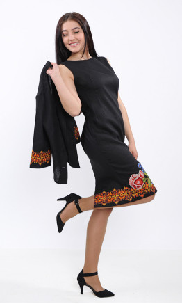 Elegant suit with embroidery 7125