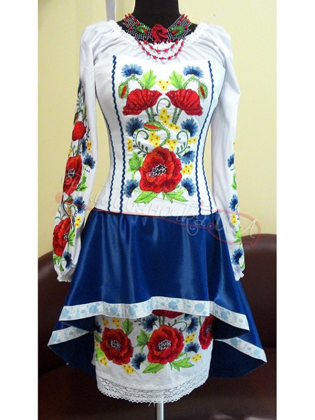 Женский вышитый костюм 3008
