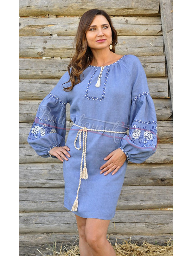 Light blue linen dress with embroidery П11