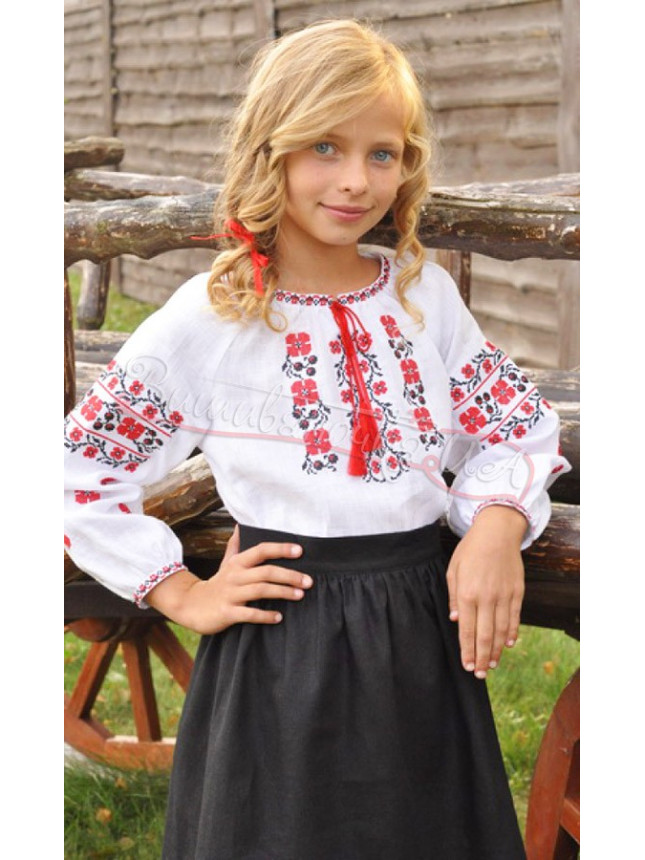 Children's shirt with red and black embroidery Д074