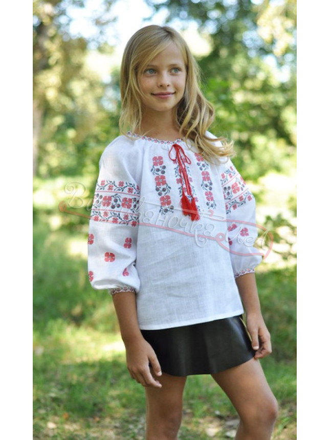 Children's shirt with red and black embroidery Д074