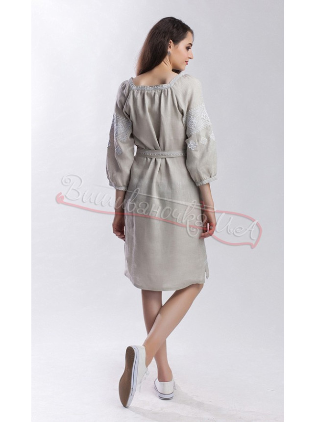 Women's dress in natural linen 1512 size 48