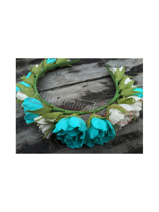 Flower crown of flowers in turquoise-white tones В26