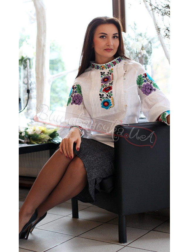 Women's blouse with embroidery 7070 size 46 fabric Linen