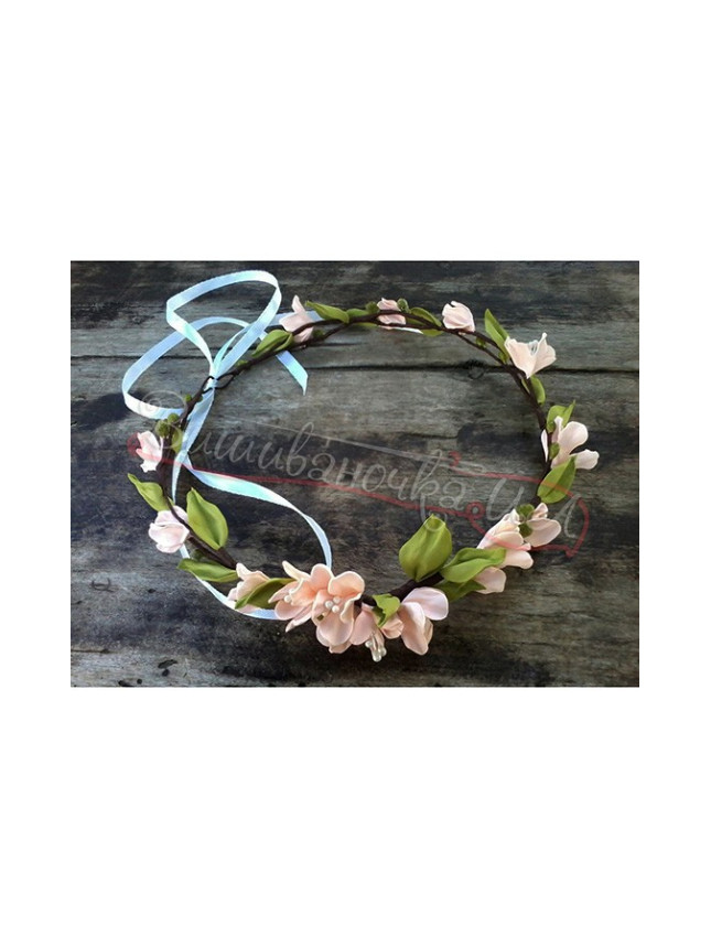 Wreath with soft-pink flowers В48