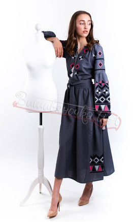 Dress embroidered in linen ОК07