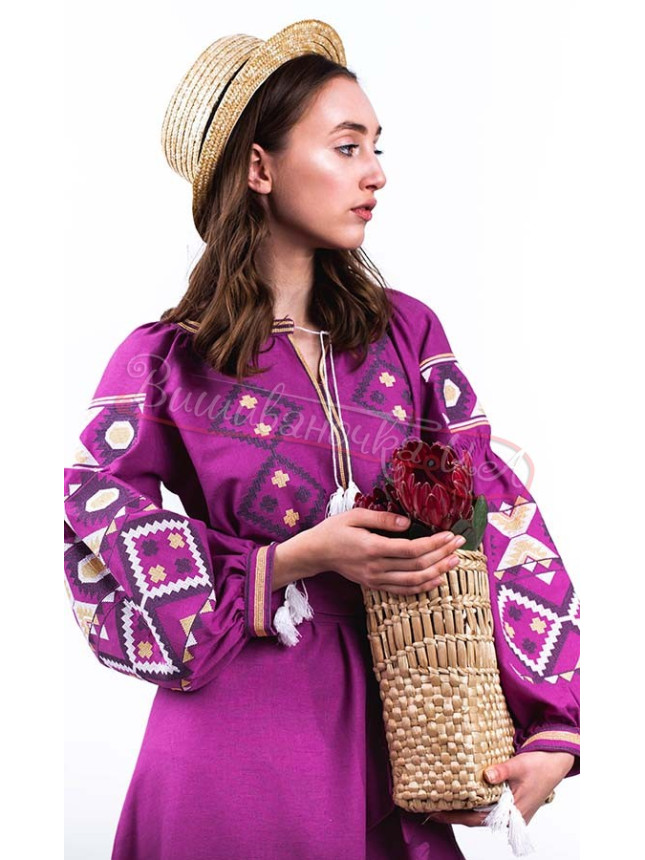 Embroidered women's dress with geometric pattern ОК04 size 48