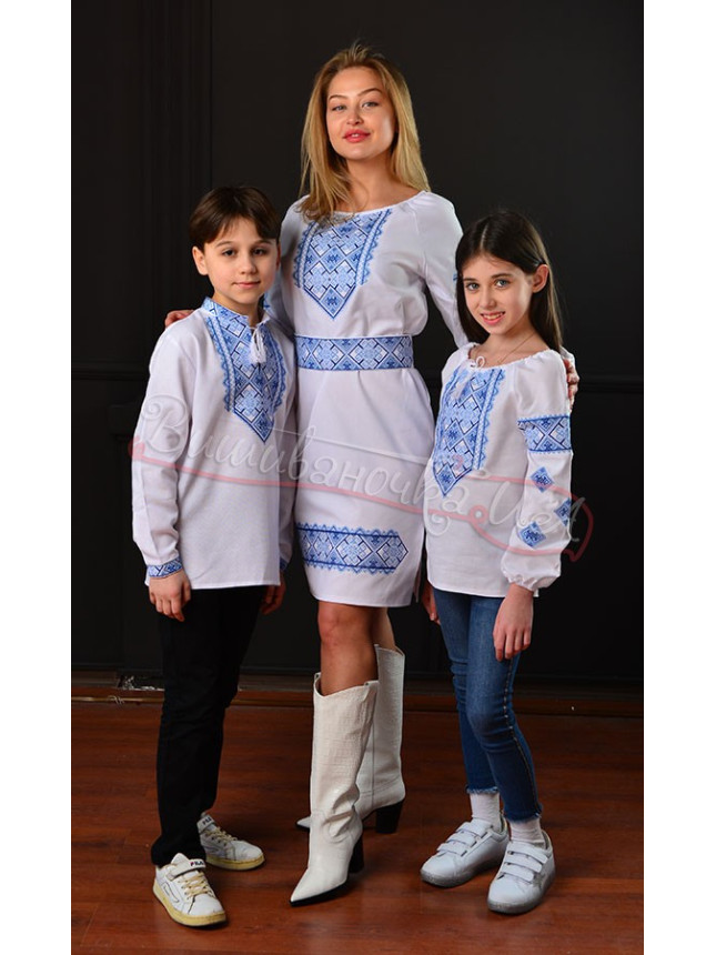 Embroidered family set 73062