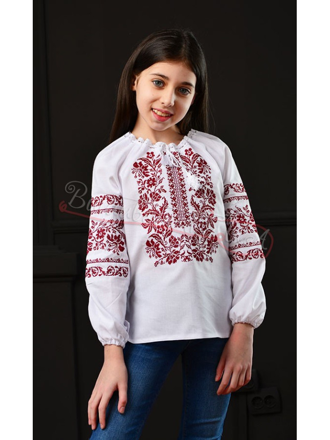 Shirt for a girl with Sokal pattern 926-2 size 122