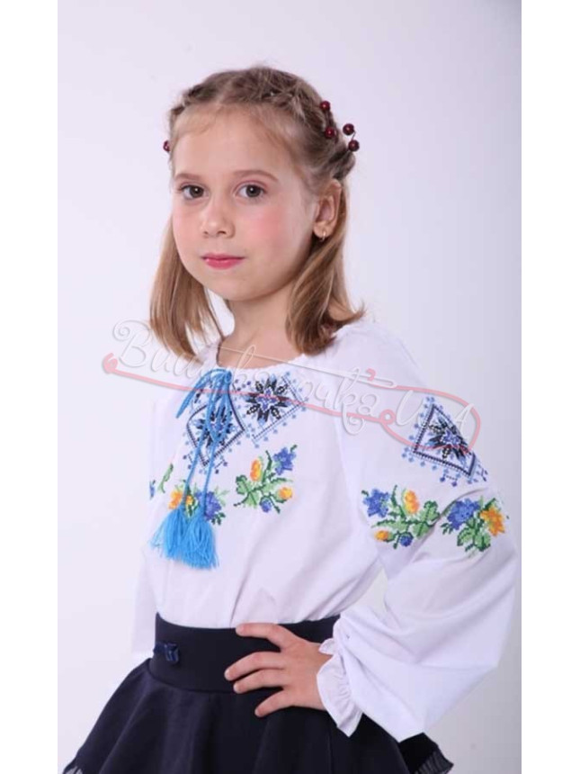 Shirt for a girl with embroidery 4339 size 110
