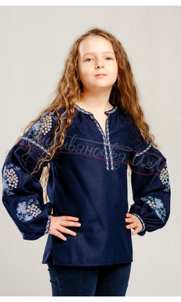 Children's blouse with embroidery 948-6