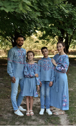 Family set in light blue 4210