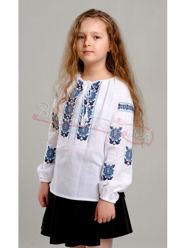 Children's blouse with light blue pattern 933-3 size 140
