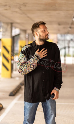 Black men's shirt 7444