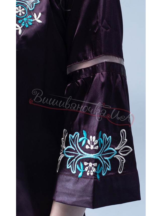 Women's blouse with embroidery 7356