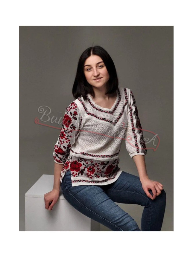 Knitted women's vyshyvanka 5402 size 48