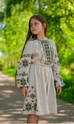 Вишита сукня для дівчинки 4356