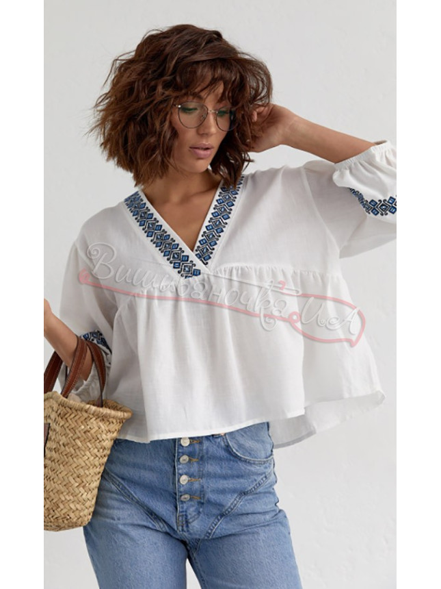 Blouse with a relaxed cut 0101