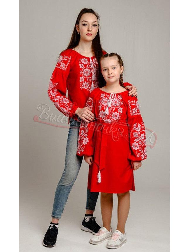 Красное вышитое платье для девочки 850-8