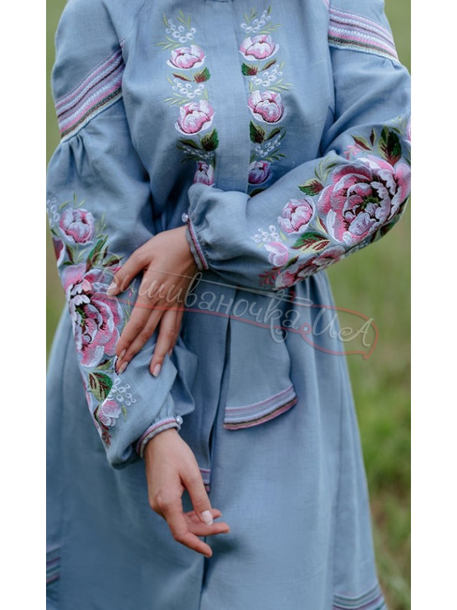Women's dress with embroidered flowers 4548