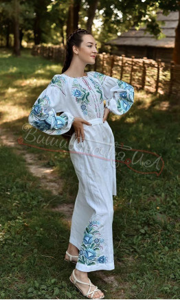 Dress in natural linen 4610 colour White