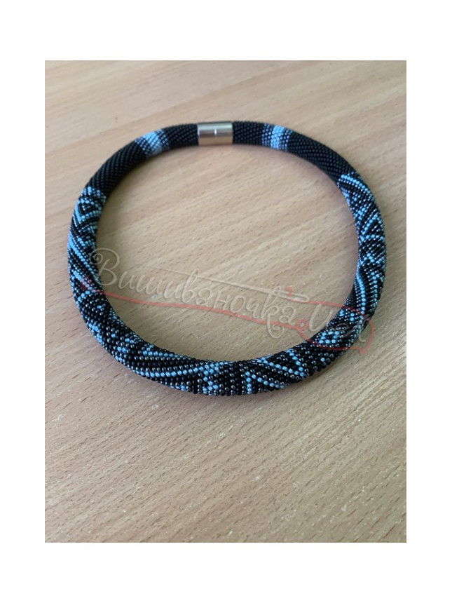 Beaded necklace Д23