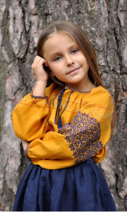 Лляна блузка для дівчинки Д168