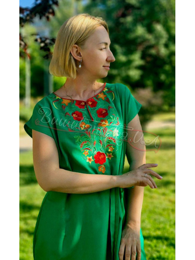 Dress in green with embroidery 7533 size 50