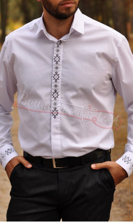 Classic men's shirt with embroidery М111