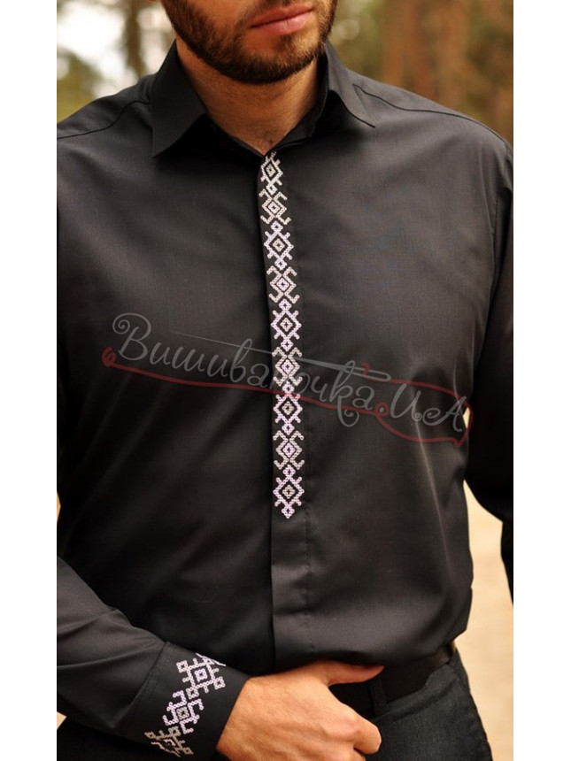 Black men's shirt with embroidery М121