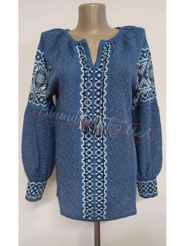 Blue knitted vyshyvanka 5385
