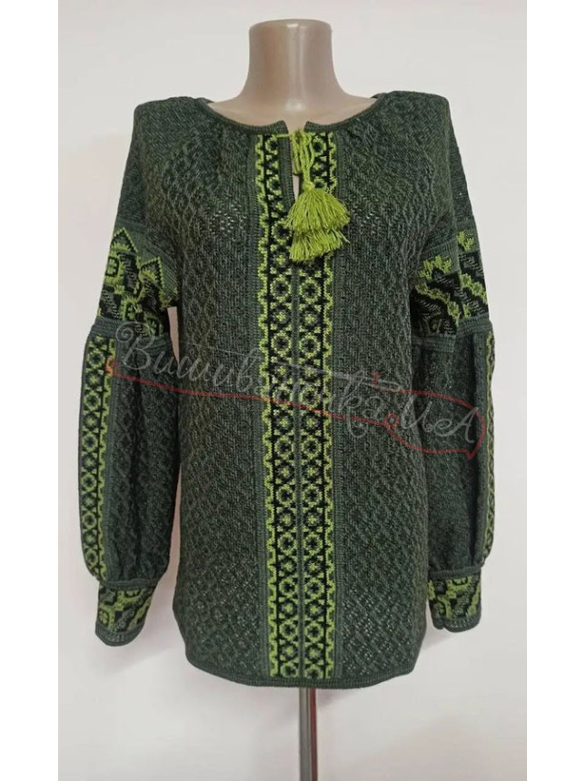 Knitted women's blouse 5387 size 50