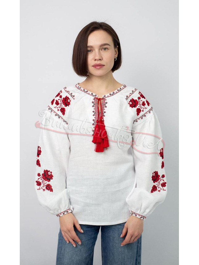 Женская вышиванка с розами 1022
