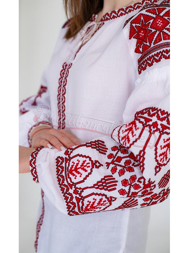 Women's blouse with red ornament 551-2 size 50