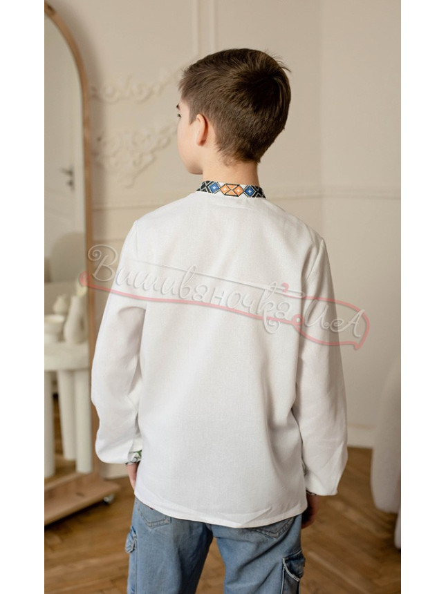Vyshyvanka with geometric pattern 4447 size 110