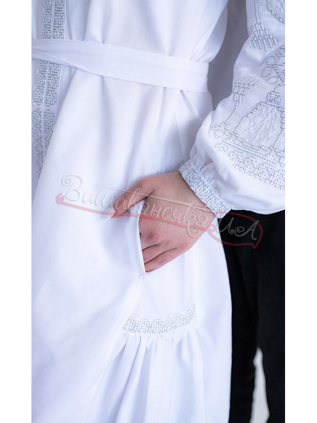 Snow-white embroidered set for a couple 73502