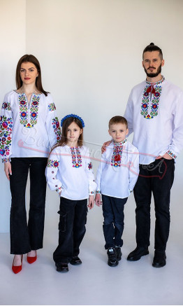 Family set of vyshyvankas 7780