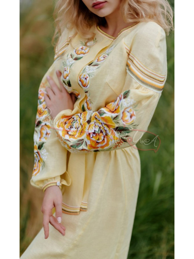 Women's dress with embroidered flowers 4548