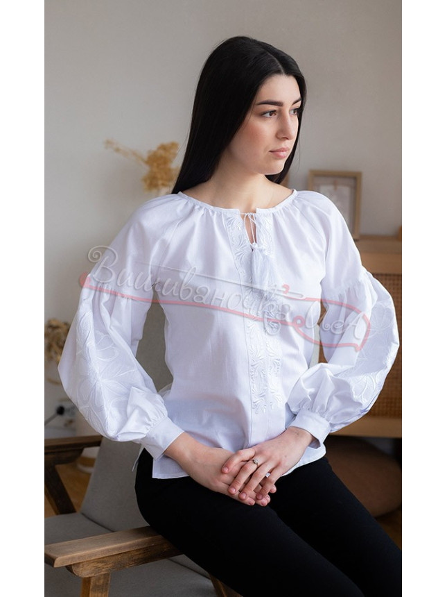Women's blouse with white ornament 2901 size 52