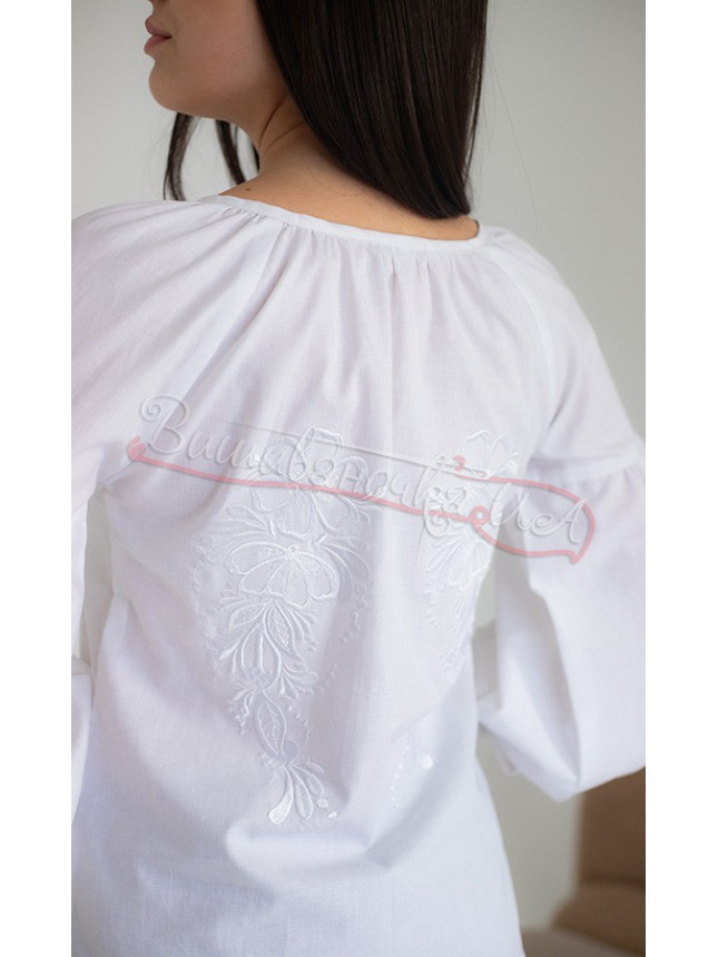 Women's blouse with white ornament 2901 size 52